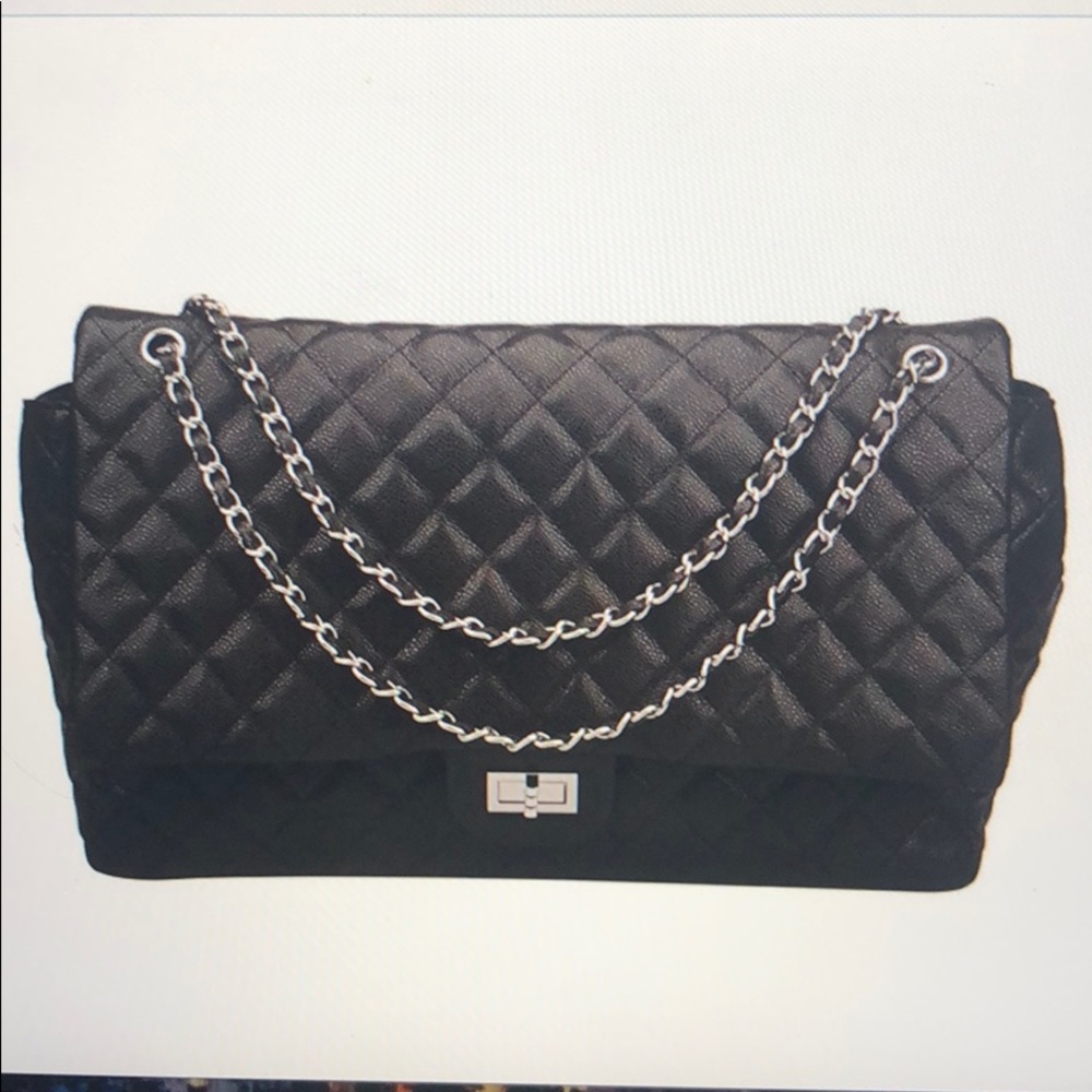 Leather oversize quilted flap for travel